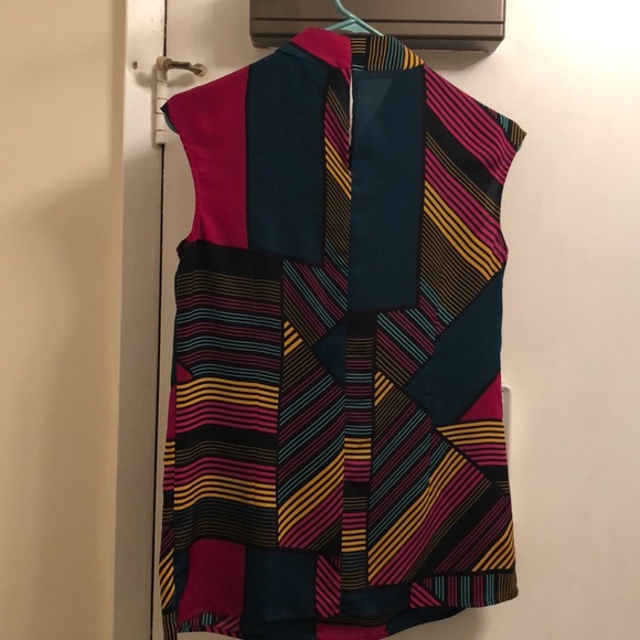 Multi-Color Striped Sleeveless Tank - Picture 3 of 4